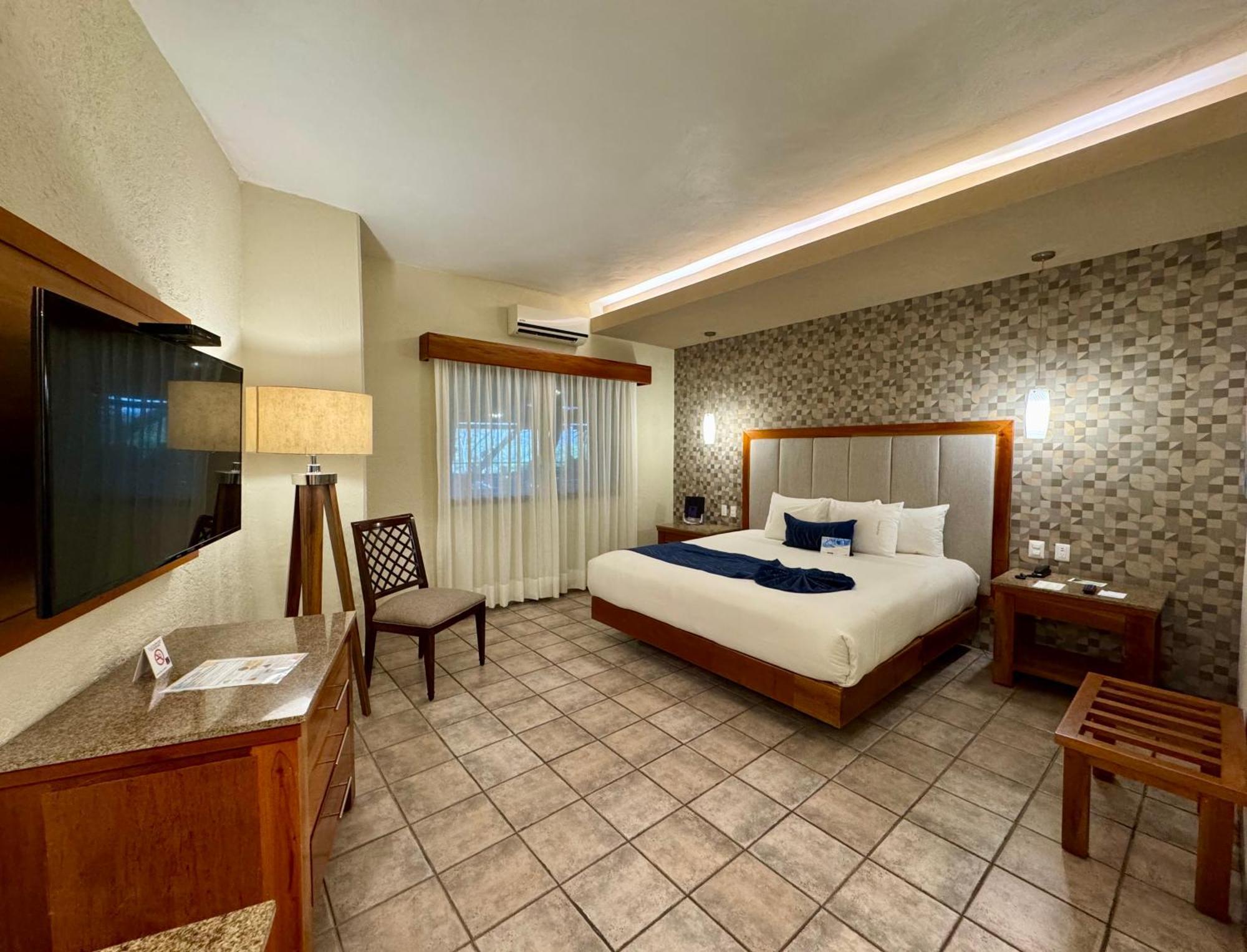 Comfort Inn Cordoba Exterior photo