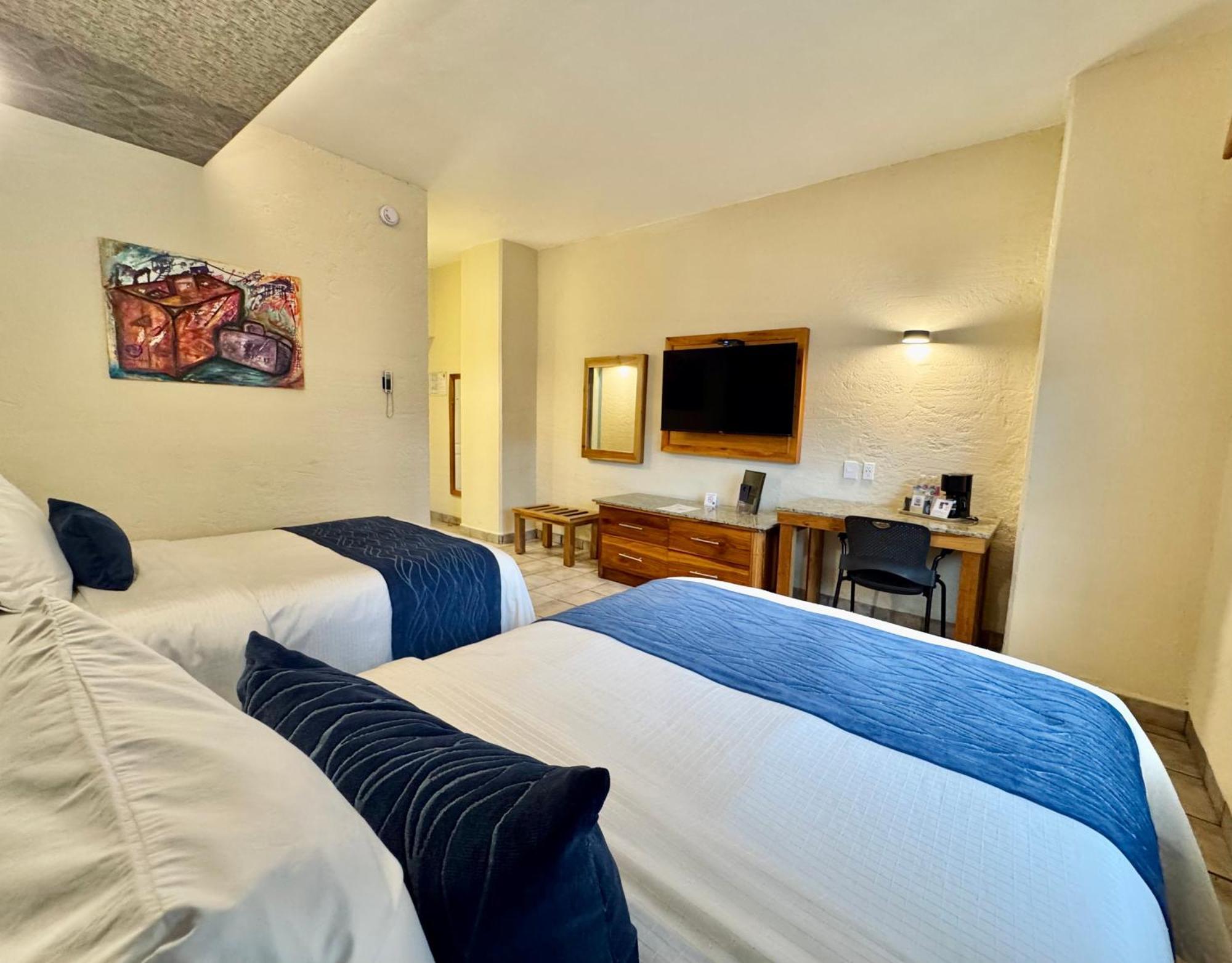 Comfort Inn Cordoba Exterior photo