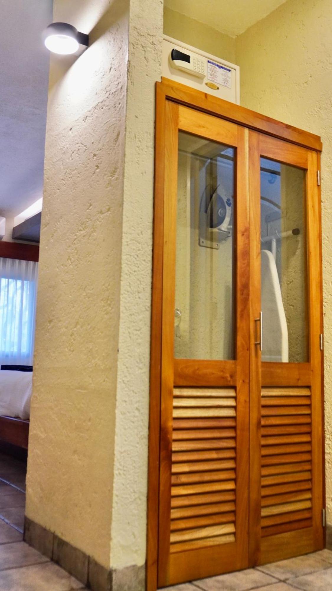 Comfort Inn Cordoba Exterior photo